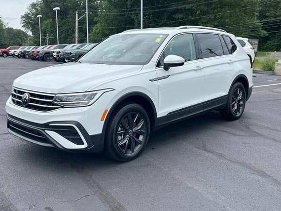 VOLKSWAGEN TIGUAN 4MOTION 2024 3VV2B7AX8RM186244 image VOLKSWAGEN TIGUAN 4MOTION 2024 3VV2B7AX8RM186244 image